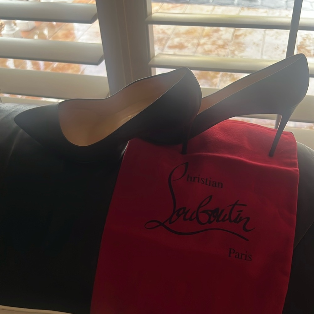 NEW Christian Louboutin Corneille 85 mm heel size 40.5